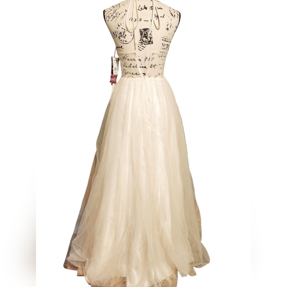 Blondie Nites Ivory Evening Gown - Picture 7 of 12